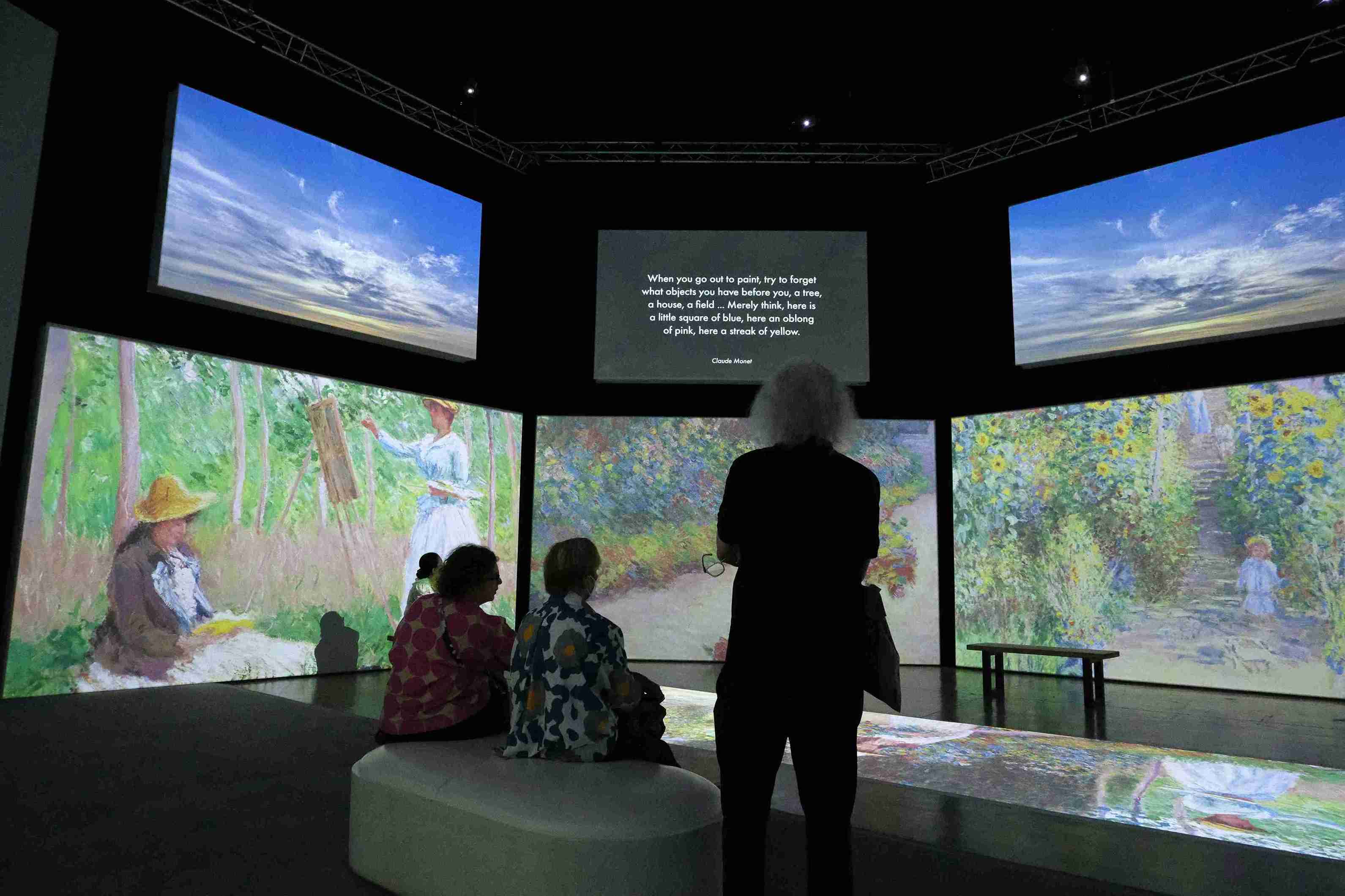 Immersive Experiences and Iconic Sips