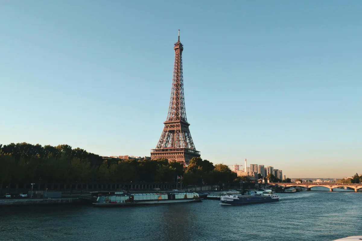 Welcome to Paris - Your Gateway to Romance and Elegance