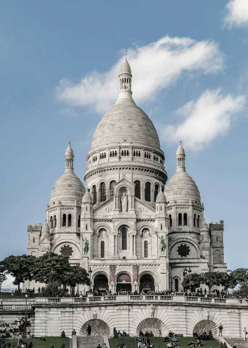 Paris - A Day of Iconic Sights and Scenic Views